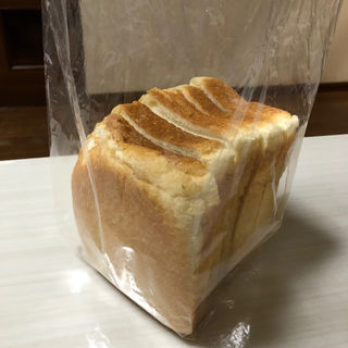 角食パン(ブーランジェリー サリュー)