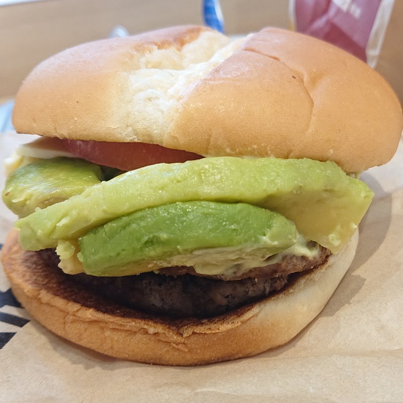 アボカドクリームチーズバーガー(ファーストキッチン 川崎店)