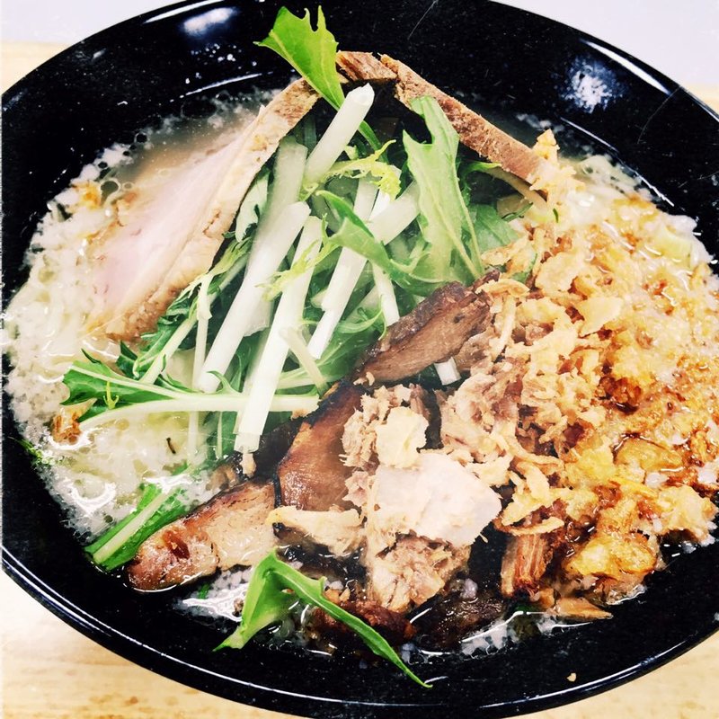 2種のチャーシューとベジタベルラーメン(五郎家 )