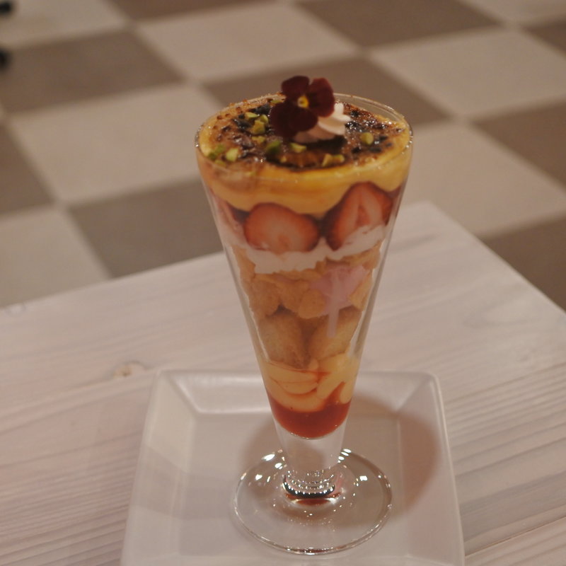 ブリュレパフェ(Parfait de couleur )