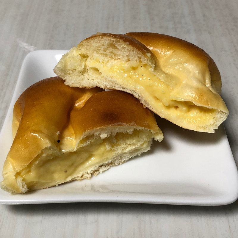 クリームパン(タニロクベーカリー パネーナ［谷町・上本町］)