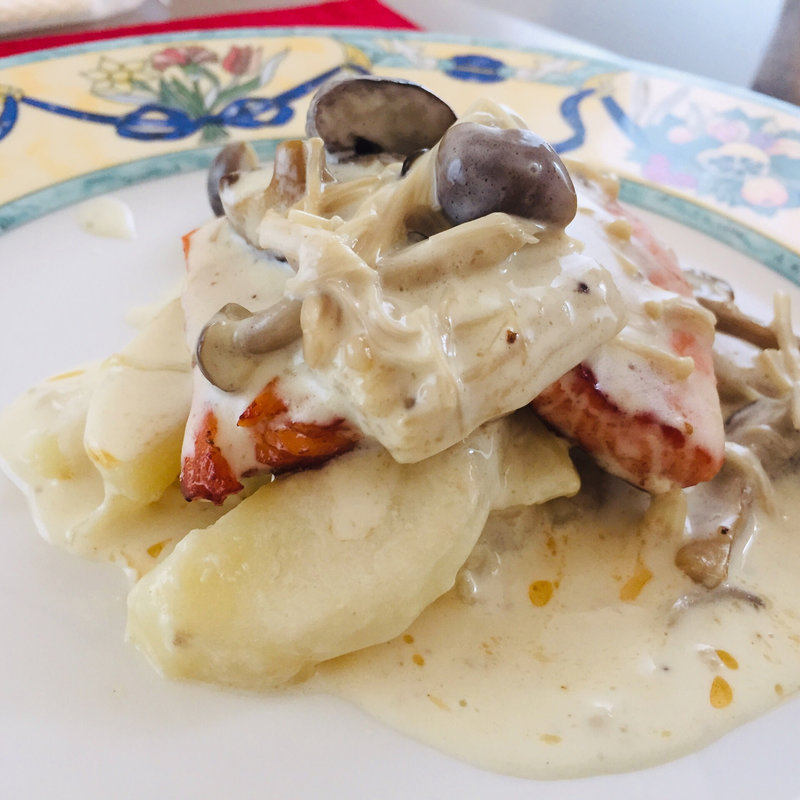 サーモンソテーw/クリームソース(Kitchenピエロ)