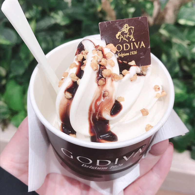 ゴディバソフトクリーム ホワイトチョコレートバニラ(ゴディバ ららぽーと海老名)