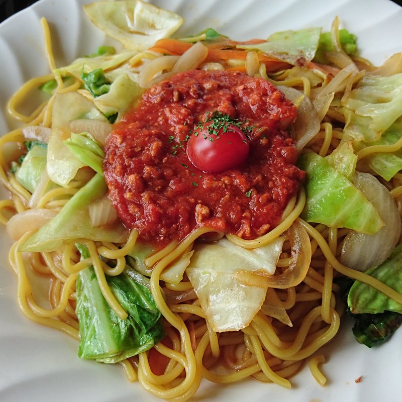青春のトマト焼きそば(道の駅とよとみ )
