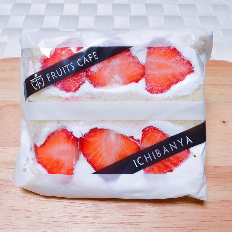 ストロベリーサンド(イチバンヤ)