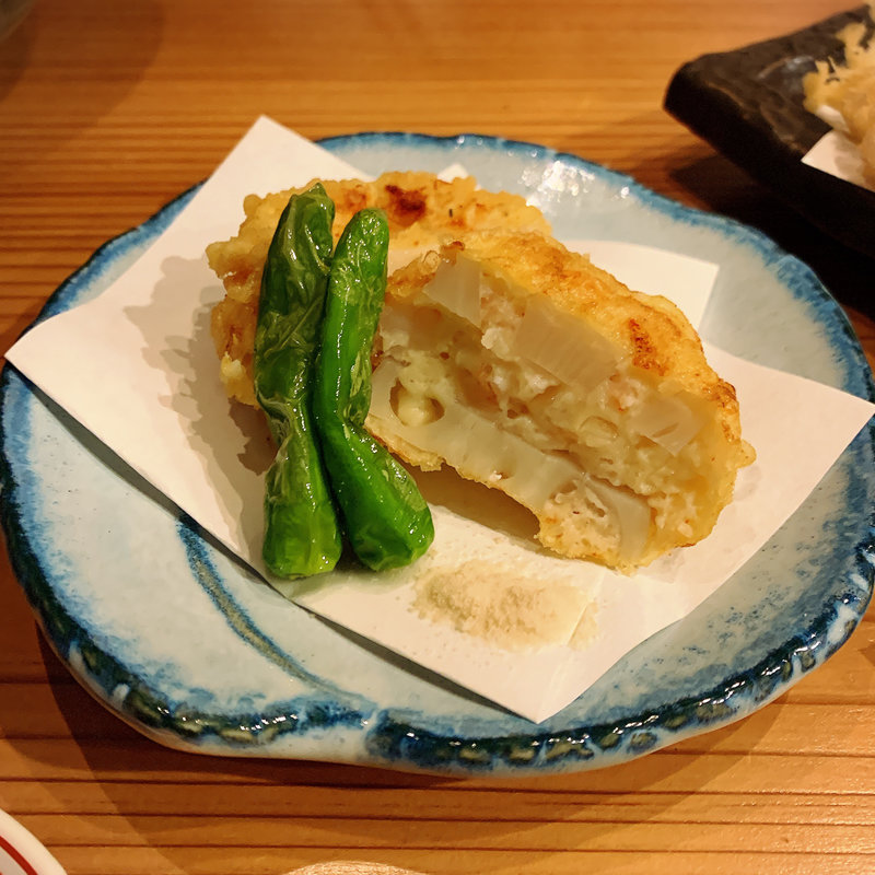 えびしんじょうの蓮根はさみ揚げ(鮨 おにかい)