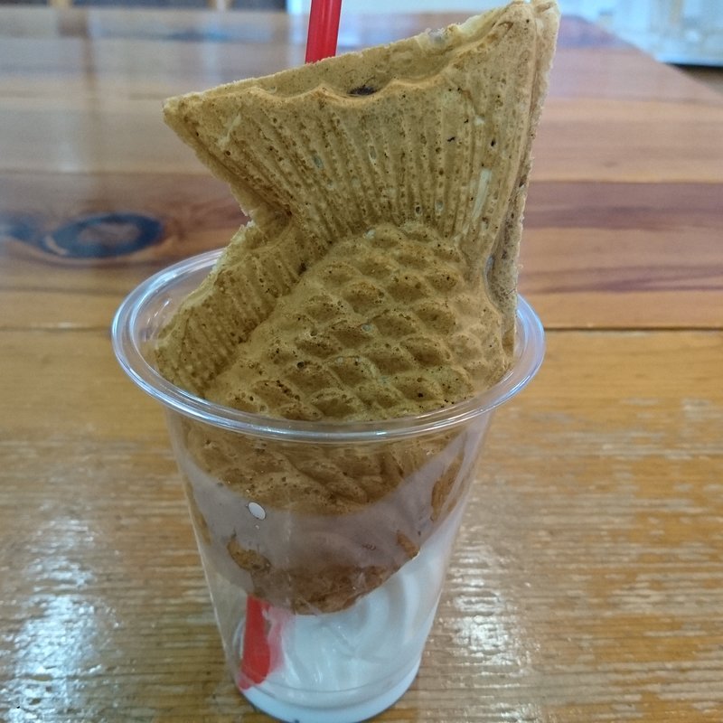 たいやきソフト(たいやき研究所 かわはら店 （SWEETS PEER）)