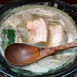 恋煮干し麺 魚三(烈志笑魚油 麺香房 三く)