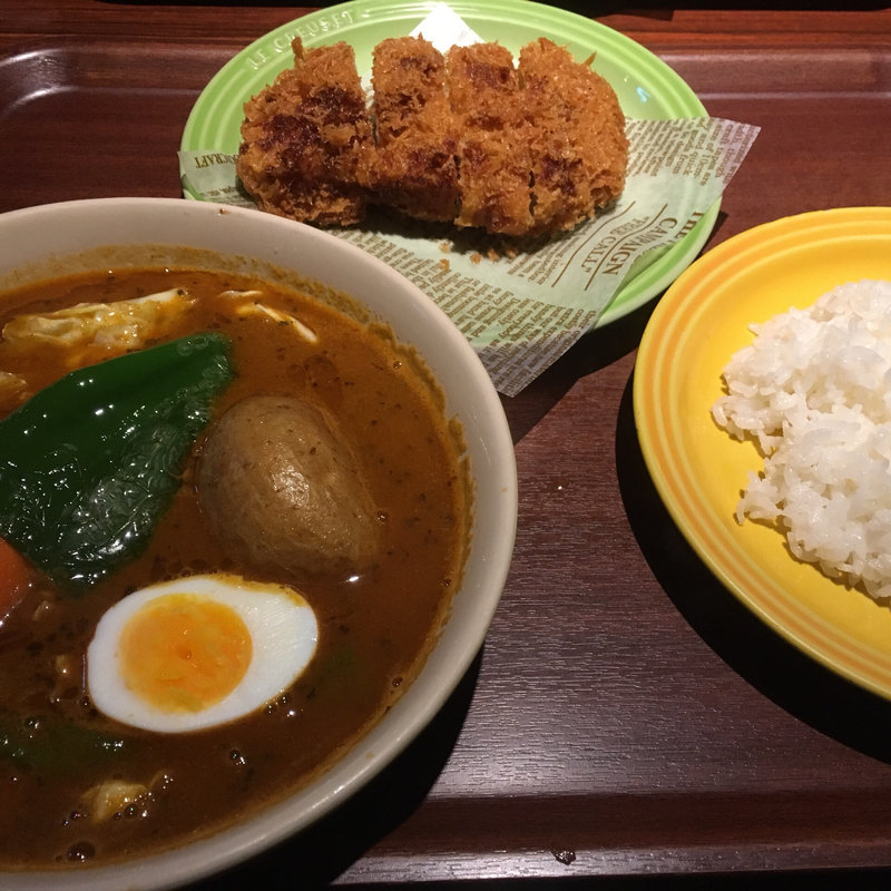 カツスープカレー(横浜BAY・らっきょ)