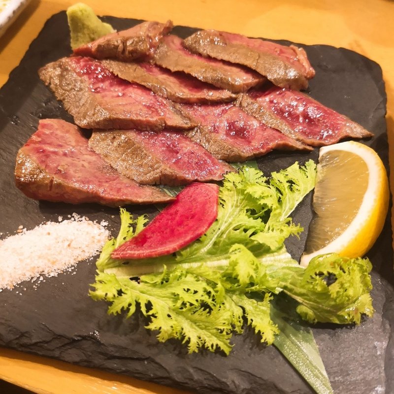 葉山牛のたたき(ヤマヤ鮮魚店)