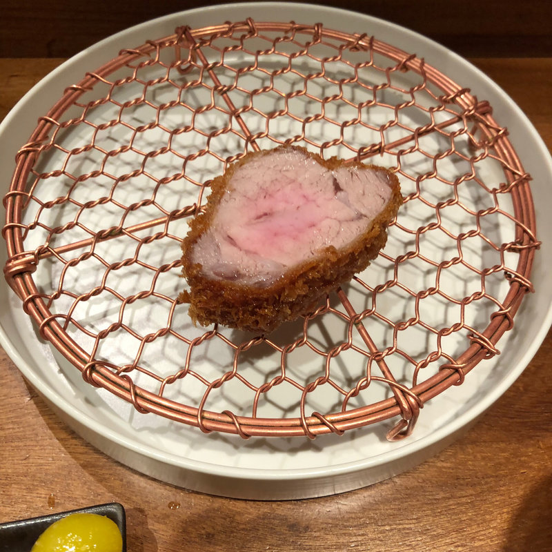 (ぎんざ かつかみ)