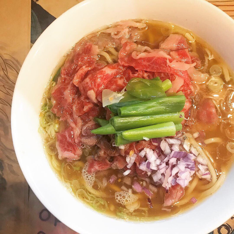 黒毛和牛の初鰹出汁(似星 （ニボシ）)