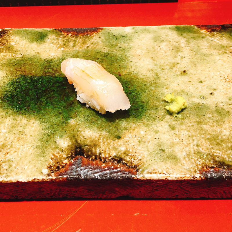 ひらめの握り(銀座 鰤門)