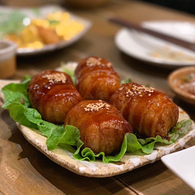  肉巻きおにぎり(宮崎県日南市 塚田農場 秋葉原中央通り店 )