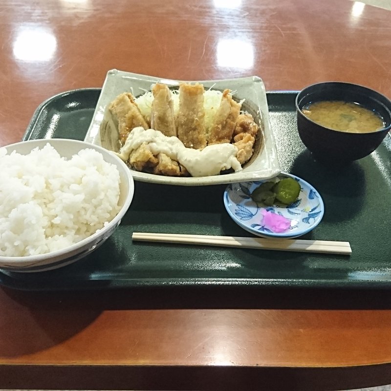 チキン南蛮定食大盛り(JRAウインズ石和レストラン )