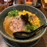 元気のでる味噌ラーメン（中）(ラーメン札幌一粒庵)