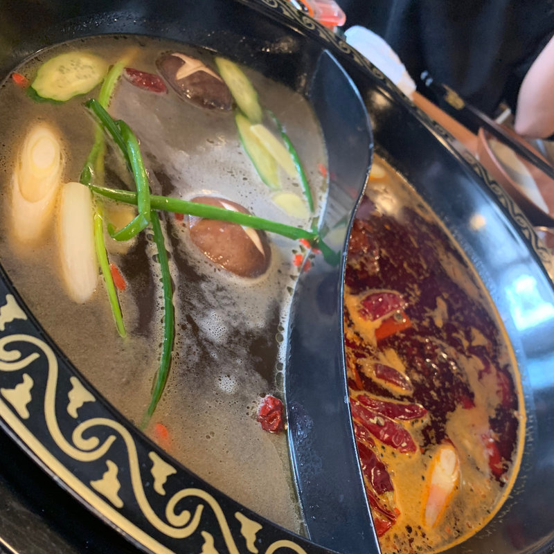 (櫻上 重慶火鍋)