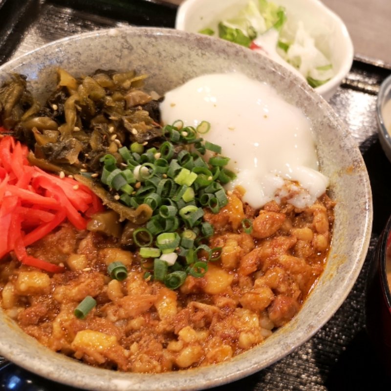 麻辣魯肉飯
(中野坂上 縁)