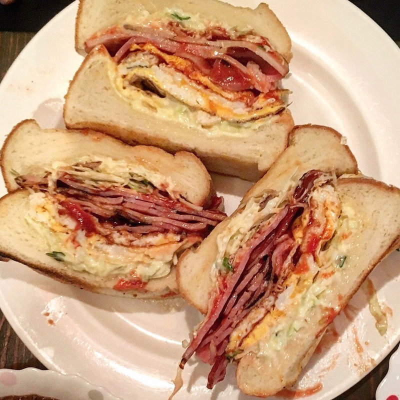 ハーフサンドウィッチ(喫茶Y （キッサワイ）)