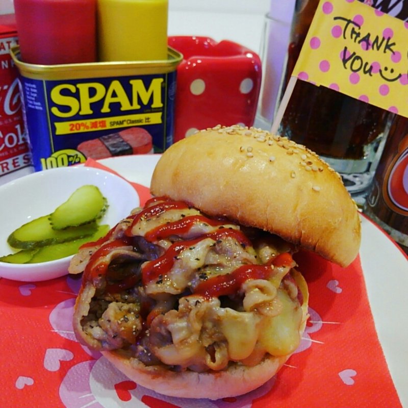 フィリーチーズステーキバーガーポークジンジャー(13Diner)