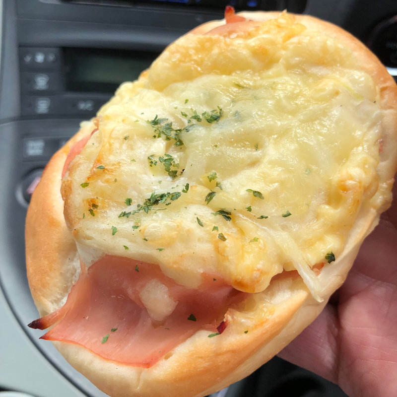 ハムロール(パン工房 誉)