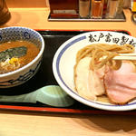 濃厚つけ麺(松戸富田製麺 ららぽーとTOKYO-BAY店)