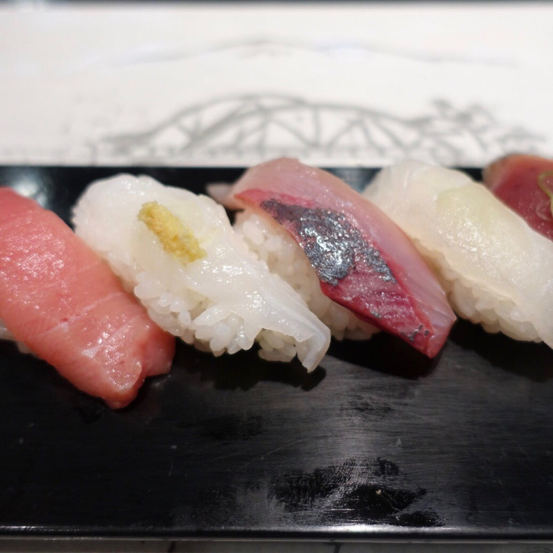 季節の地物盛り(廻る富山湾 すし玉 金沢駅店)