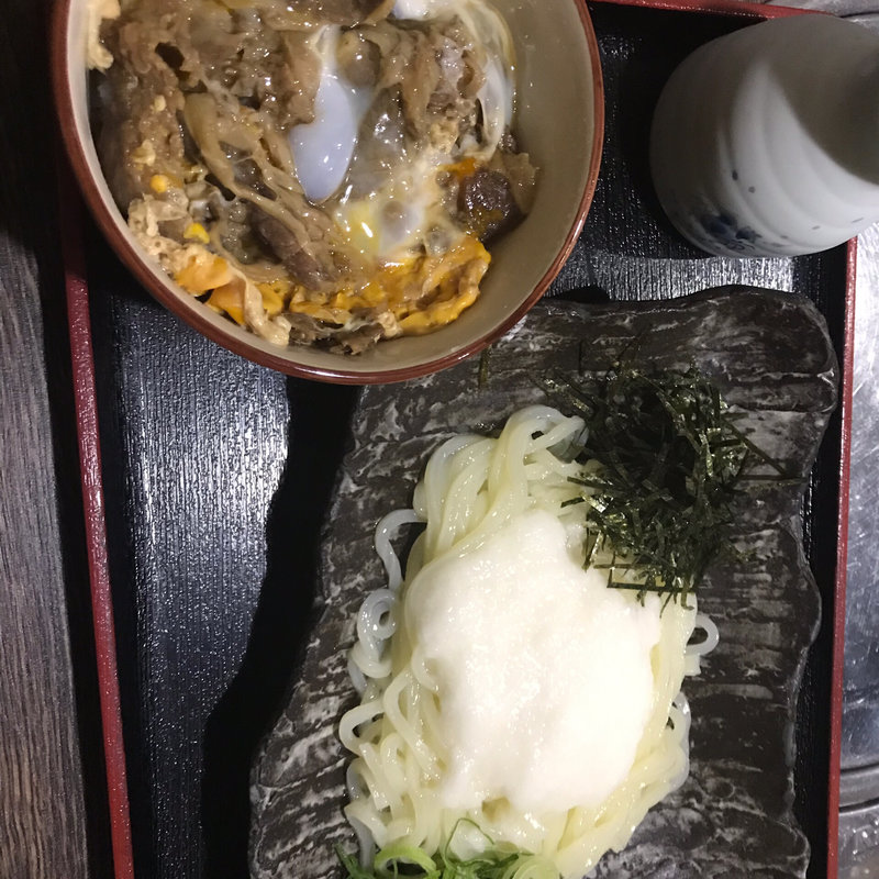 (大地のうどん 博多駅南店)