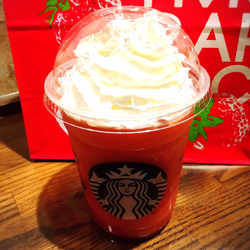 期間限定ストロベリーベリーマッチフラペチーノレッド(スターバックス コーヒー 中野通り店)
