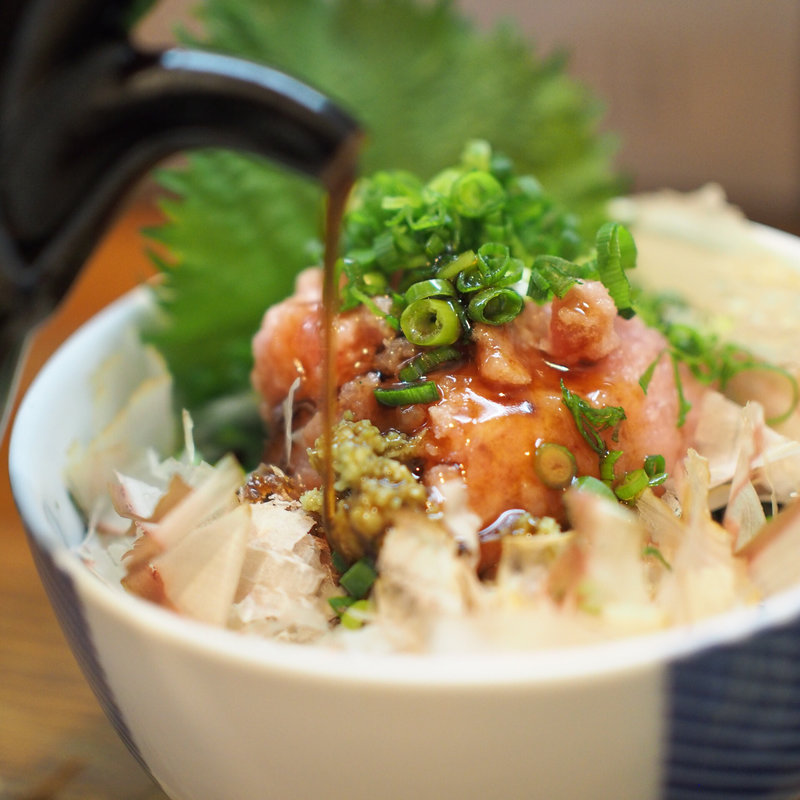 上ねぎとろ丼(麺屋　猪一)
