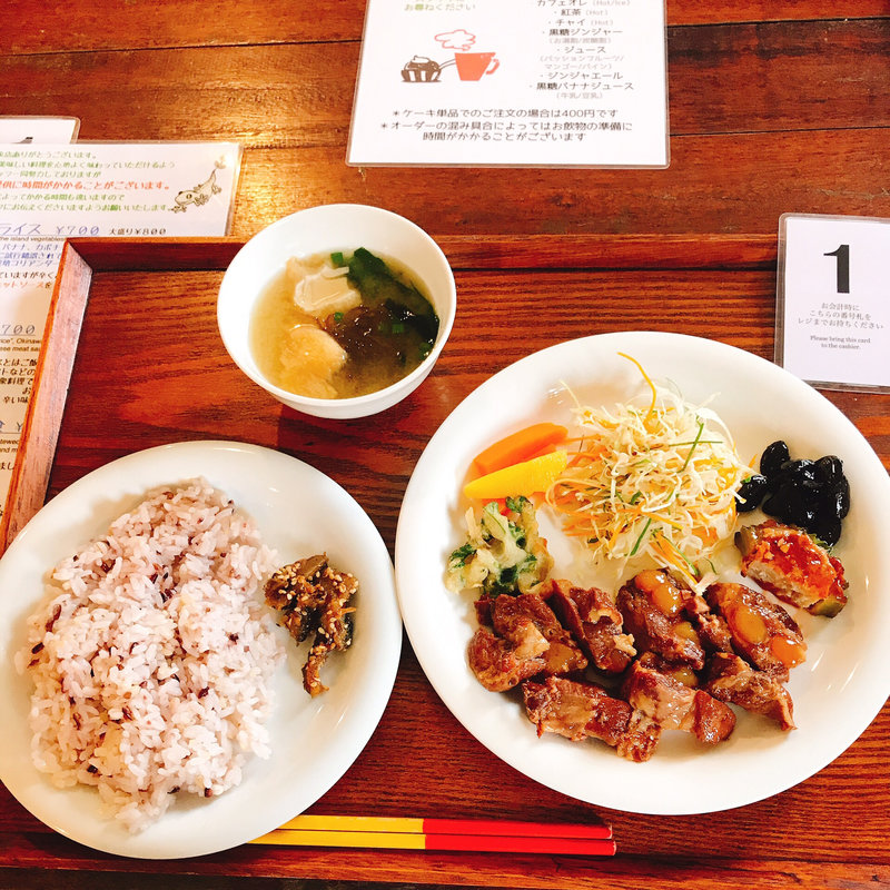 軟骨ソーキのラフテー定食(あやふふぁみ )