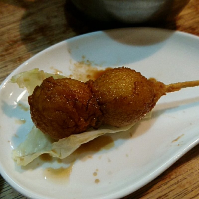 うずら串(はち揚げ物店 （はちあげものてん）)