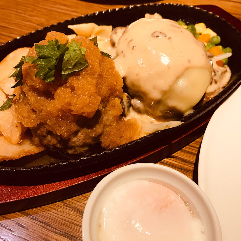 ハンバーグ ダブル(ビストロ 熟肉 （なれにく）)