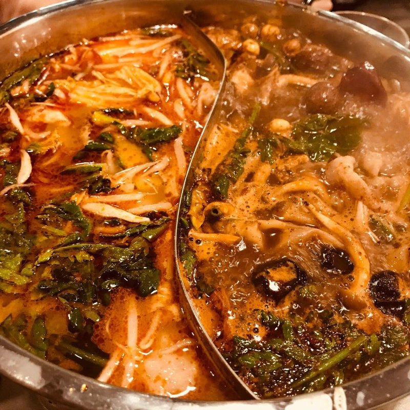 薬膳火鍋(七宝 麻辣湯 赤坂店 （チーパオ マーラータン）)