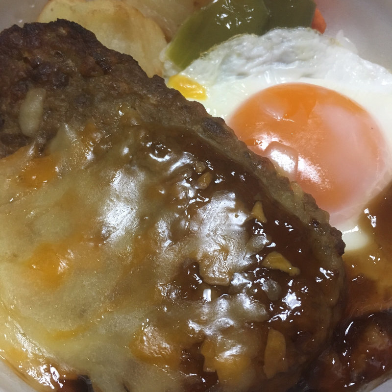 旨みチーズバーグ丼(セイコーマート 山鼻9条店)