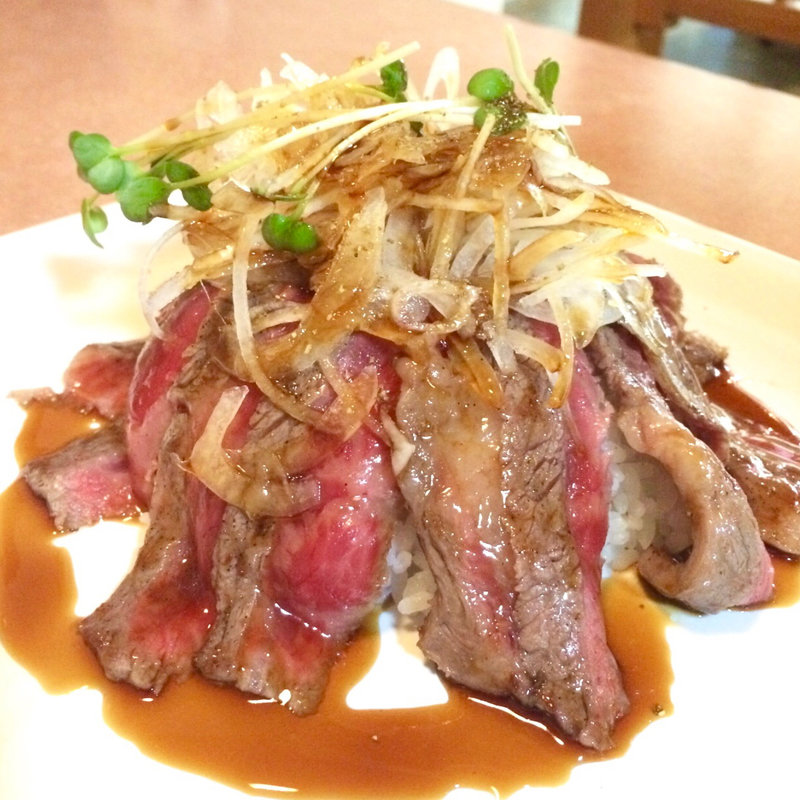 極上ステーキ丼(キッチンカトウ)