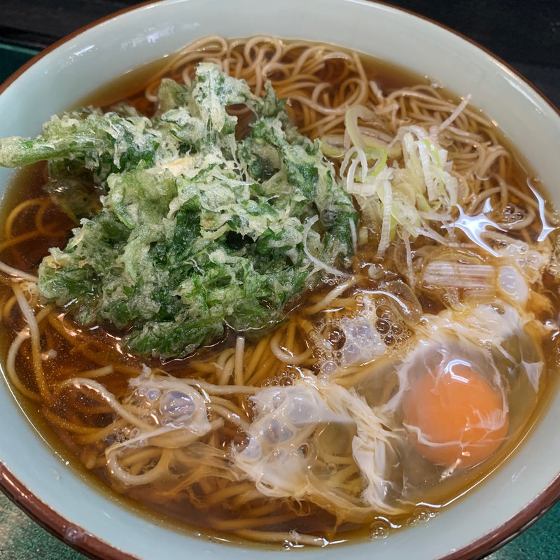 春菊天そば大盛り、生卵(文殊 両国駅前店 )