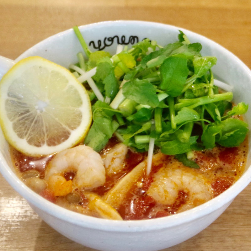 春野菜のトムヤムトマト麺(ラーメンやんぐ)