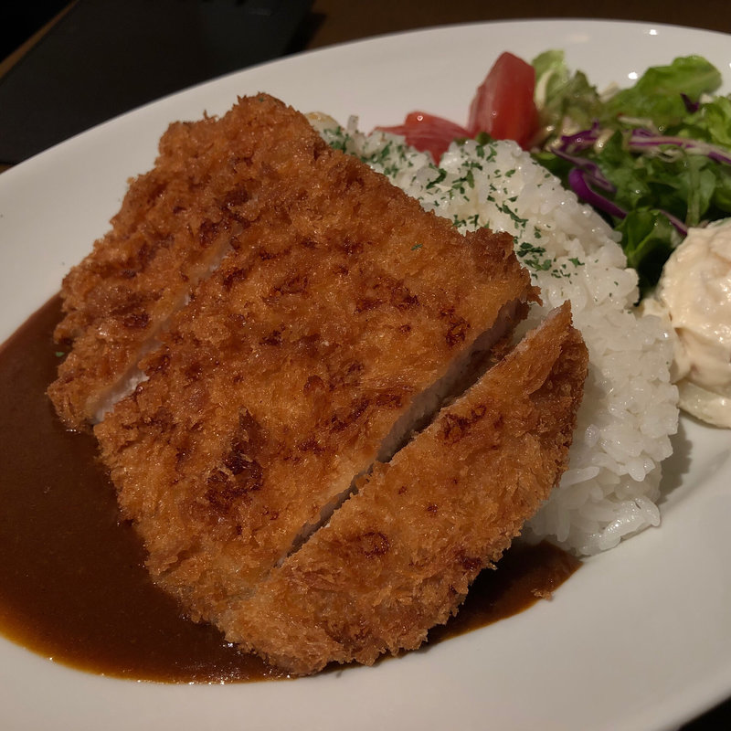 ビッグカツカレー(セニョールどいちゃん （Senor Doichan）)