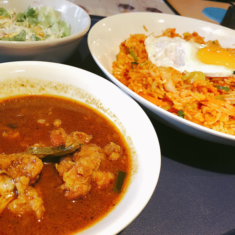 (スパイシービストロ タップロボーン 南青山本店)