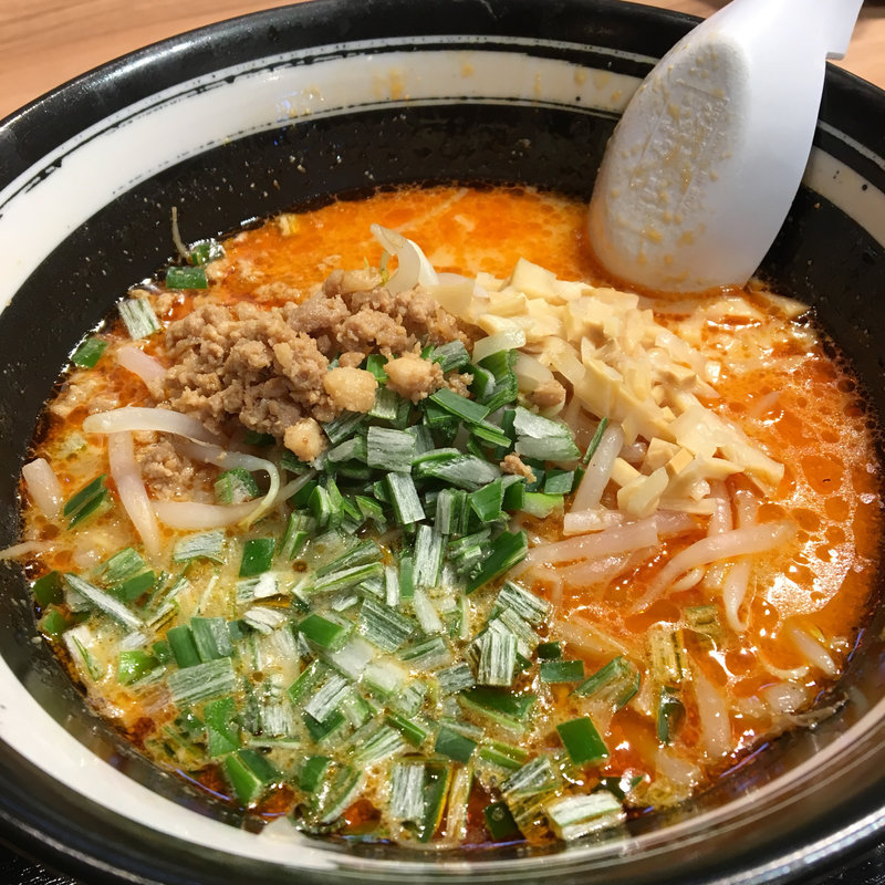 ゴマ辛味噌ラーメン (ハーフ)(雪あかり)