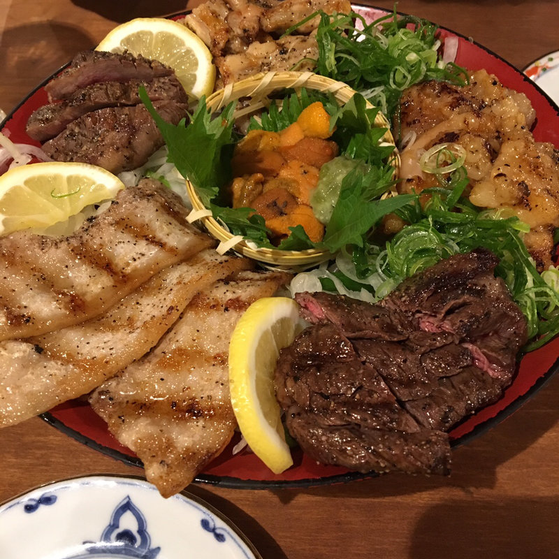 徳田盛り小(肉)(徳田酒店 ルクアバルチカ店)