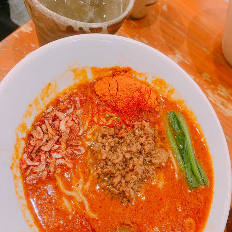 激しく辛い担々麺(担々麺　ほおずき )