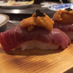 昆布〆炙り握り寿司(A5焼肉&手打ち冷麺 二郎)
