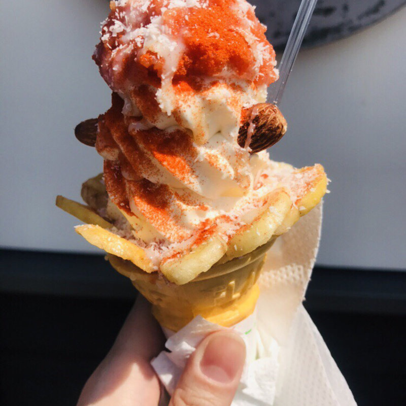 辛子めんたいソフト(五山房 壱の蔵(桜の馬場 城彩苑内))