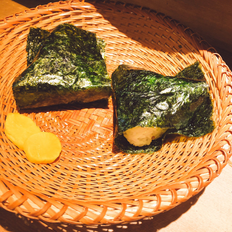 (おにぎり浅草宿六)