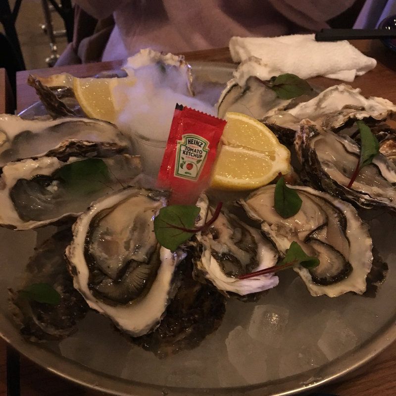 フレッシュオイスター(Oyster&Steak house es すすきの店)
