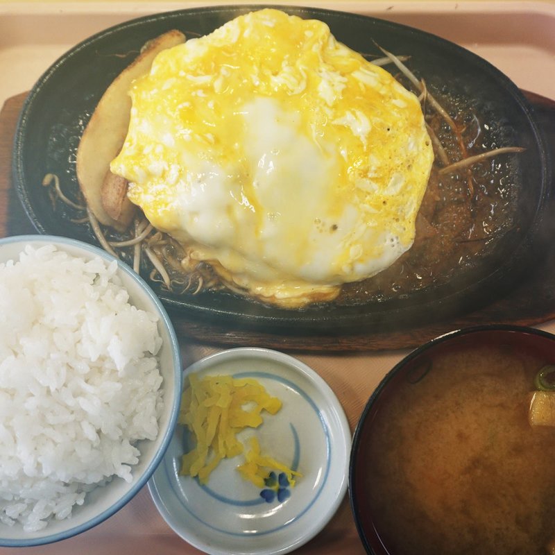 オムレツバーグ定食(うしや )