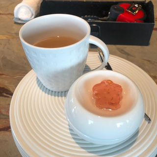 さくらティー(tapas molecular bar)