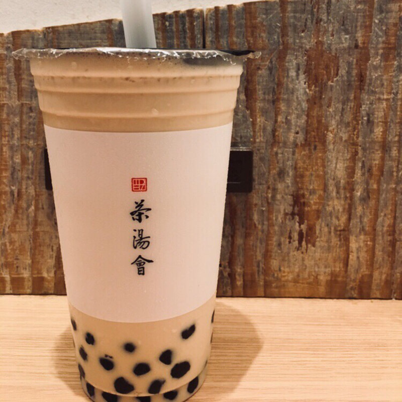 烏龍タピオカミルクティー(TP TEA)